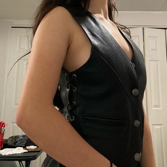 Authentic Harley Davidson leather vest - Picture 7 of 8